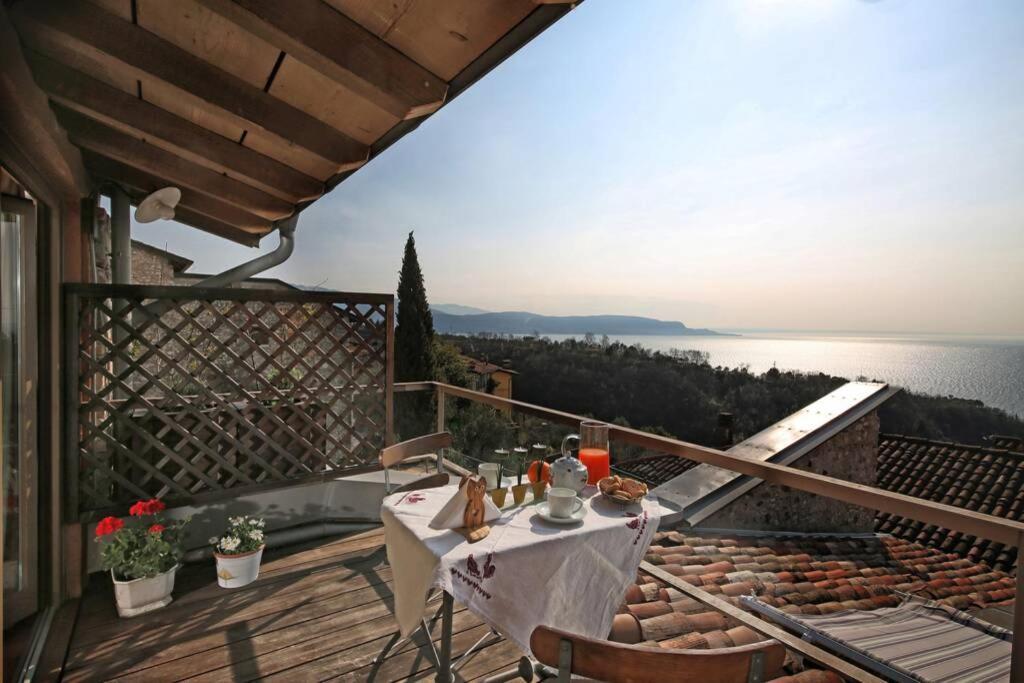 Betta - Newly Renovated Lake-View Terrace Apartment, Peaceful And Silent Surroundings Toscolano-Maderno Esterno foto